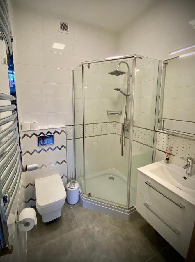 Apartament Glamour By Rentoom *
